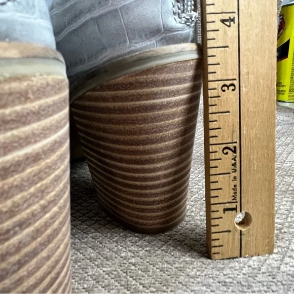 DV8 Dolce Vita Shai Women’s size 7 Grey Suede & Mixed Material Heeled Bootie EUC - Picture 12 of 16